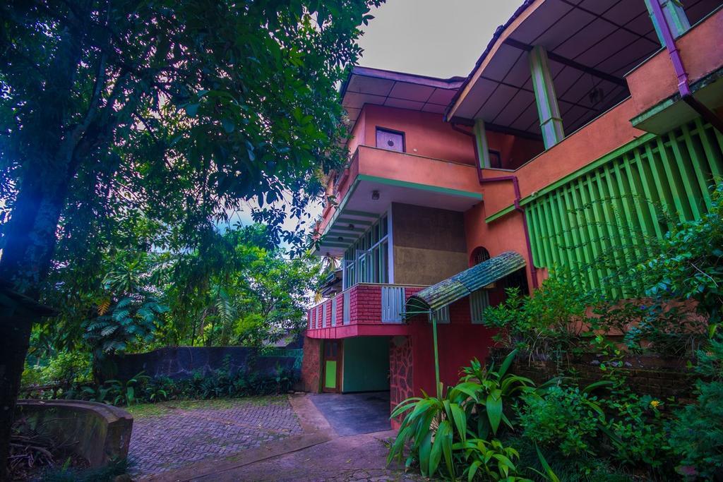Hotel Gem Land Ratnapura Exteriör bild