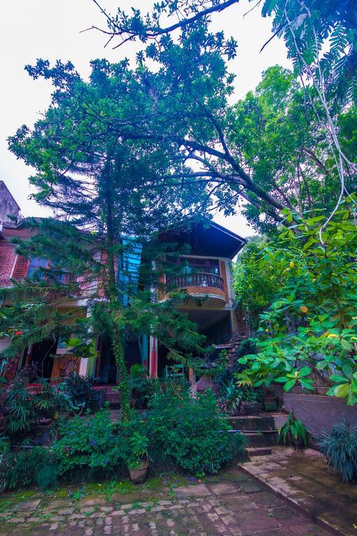 Hotel Gem Land Ratnapura Exteriör bild