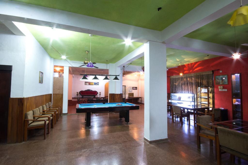 Hotel Gem Land Ratnapura Exteriör bild